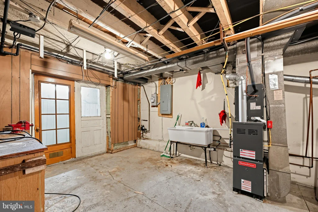 1029 Orthodox Street, Philadelphia, PA 19124