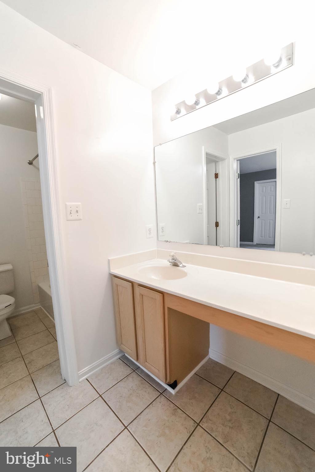 SOUTHGATE - Residential