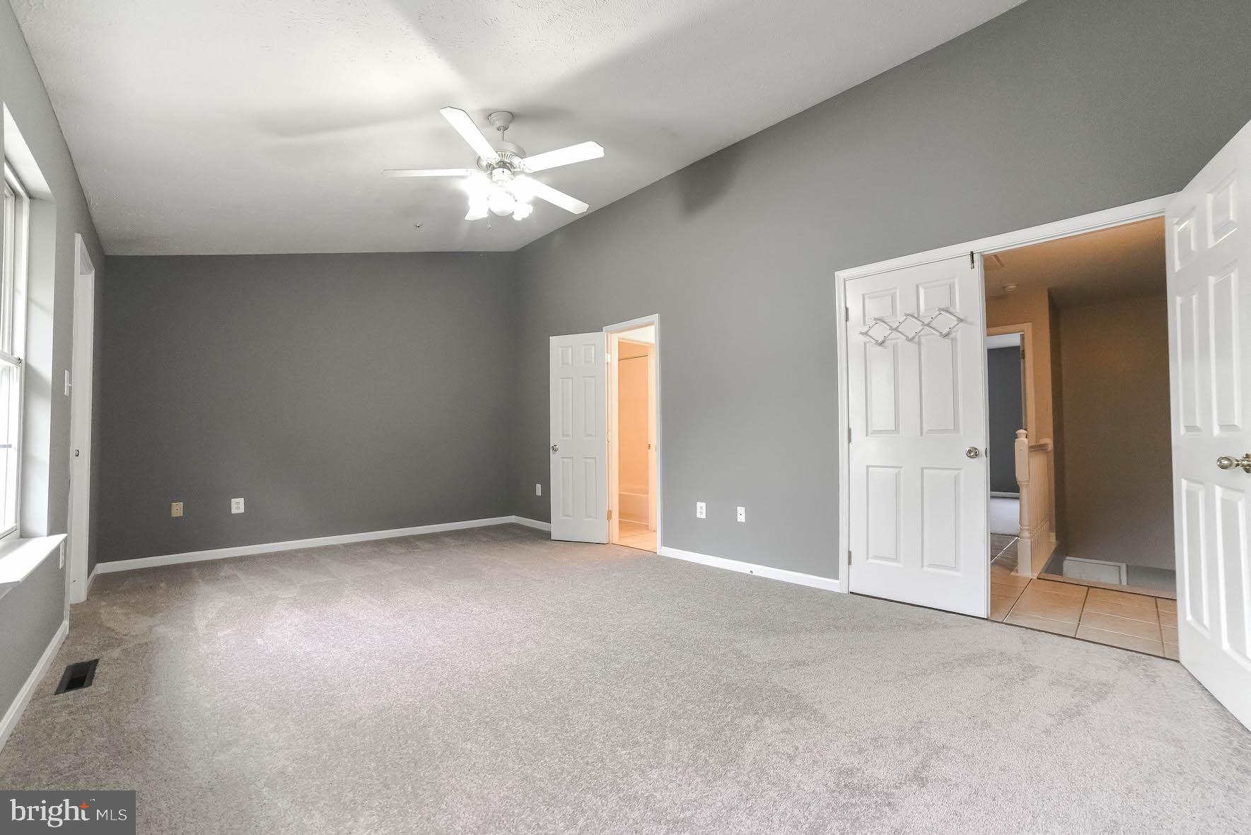 SOUTHGATE - Residential