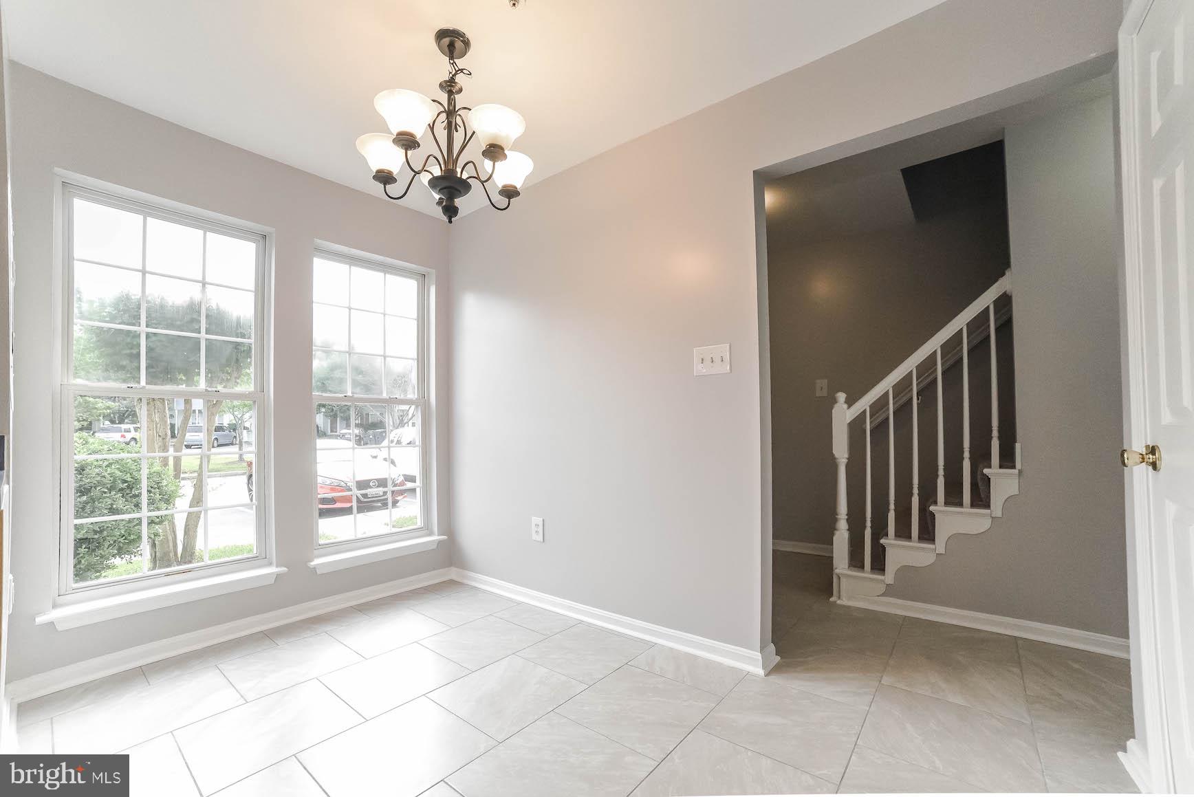 SOUTHGATE - Residential