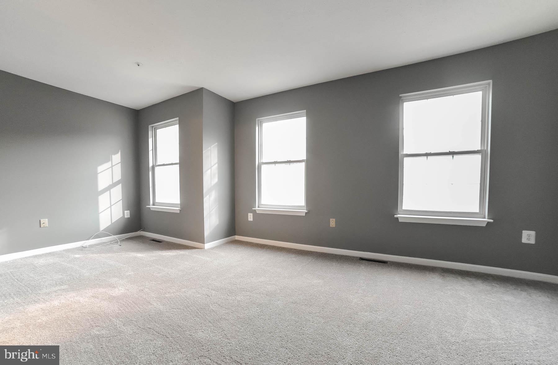 SOUTHGATE - Residential