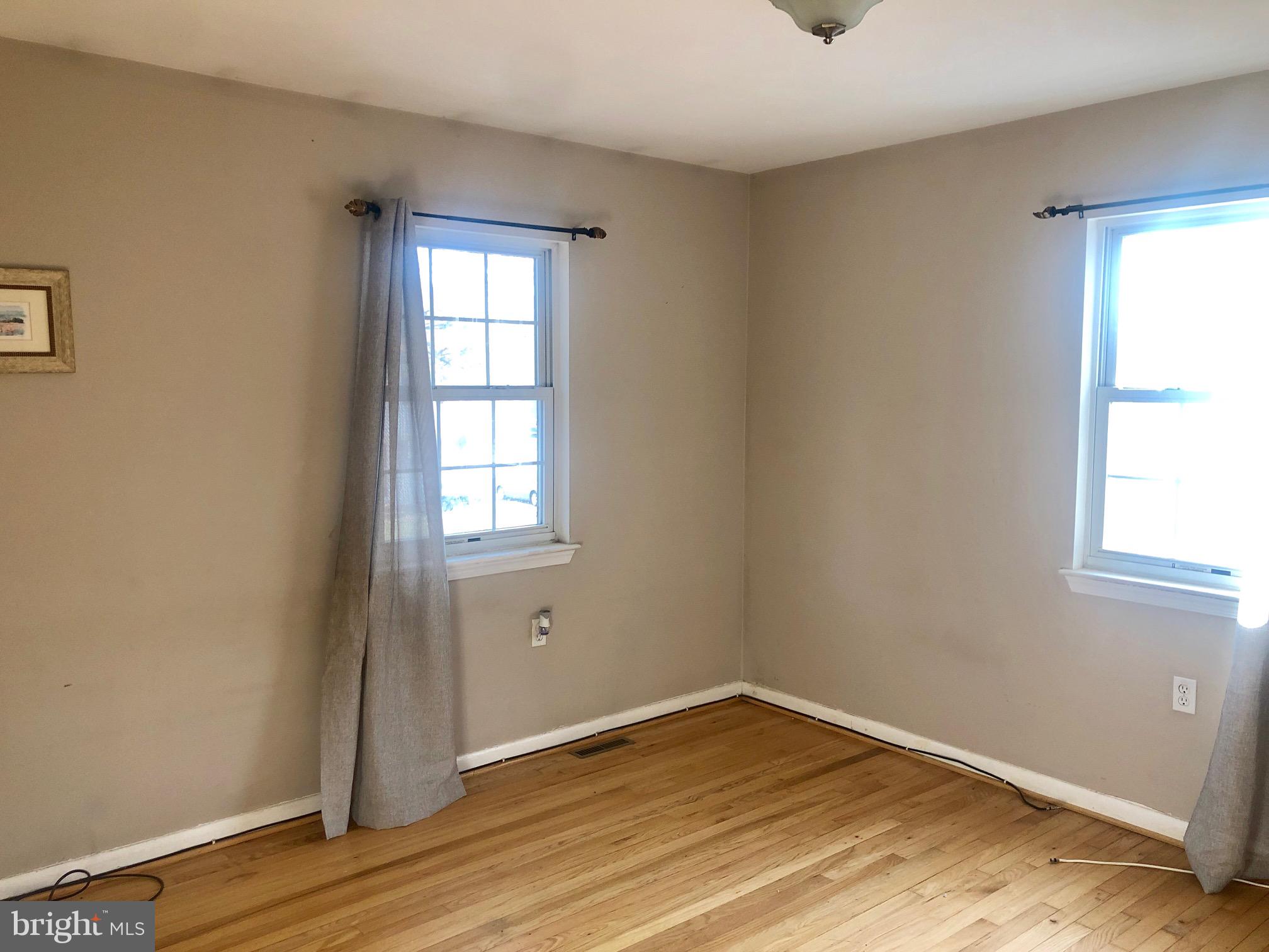 EASTPORT - Residential Lease