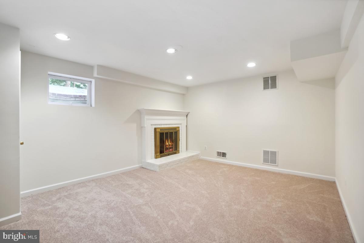 BEDFORDSHIRE - Residential