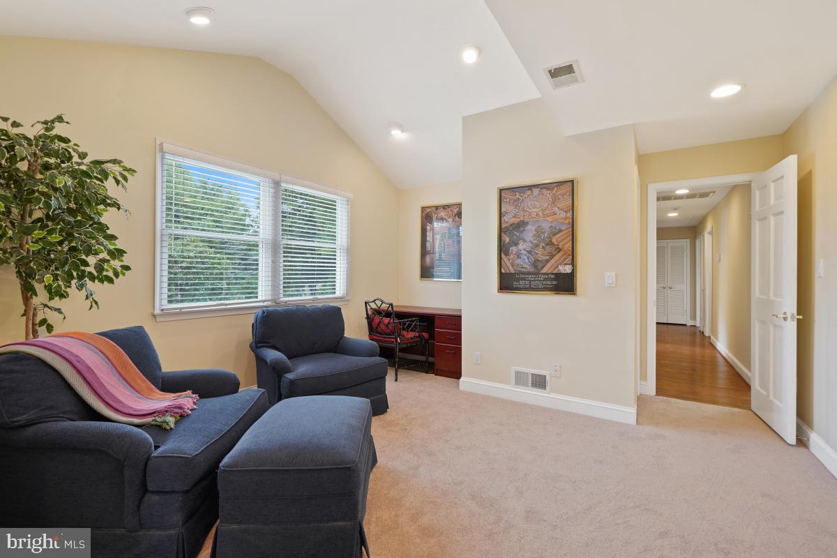 BEDFORDSHIRE - Residential