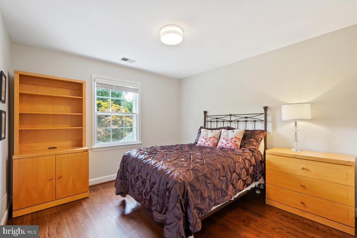 BEDFORDSHIRE - Residential