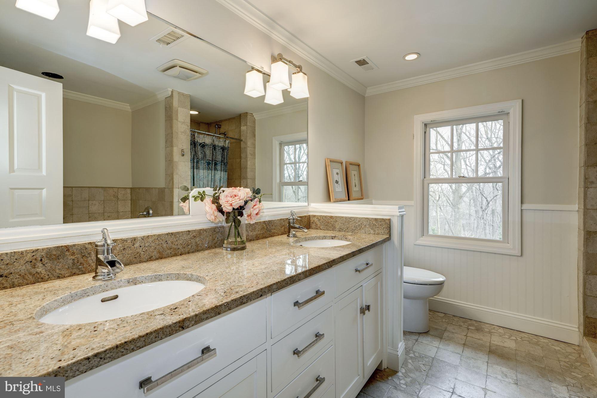 RIVERWOOD - Residential