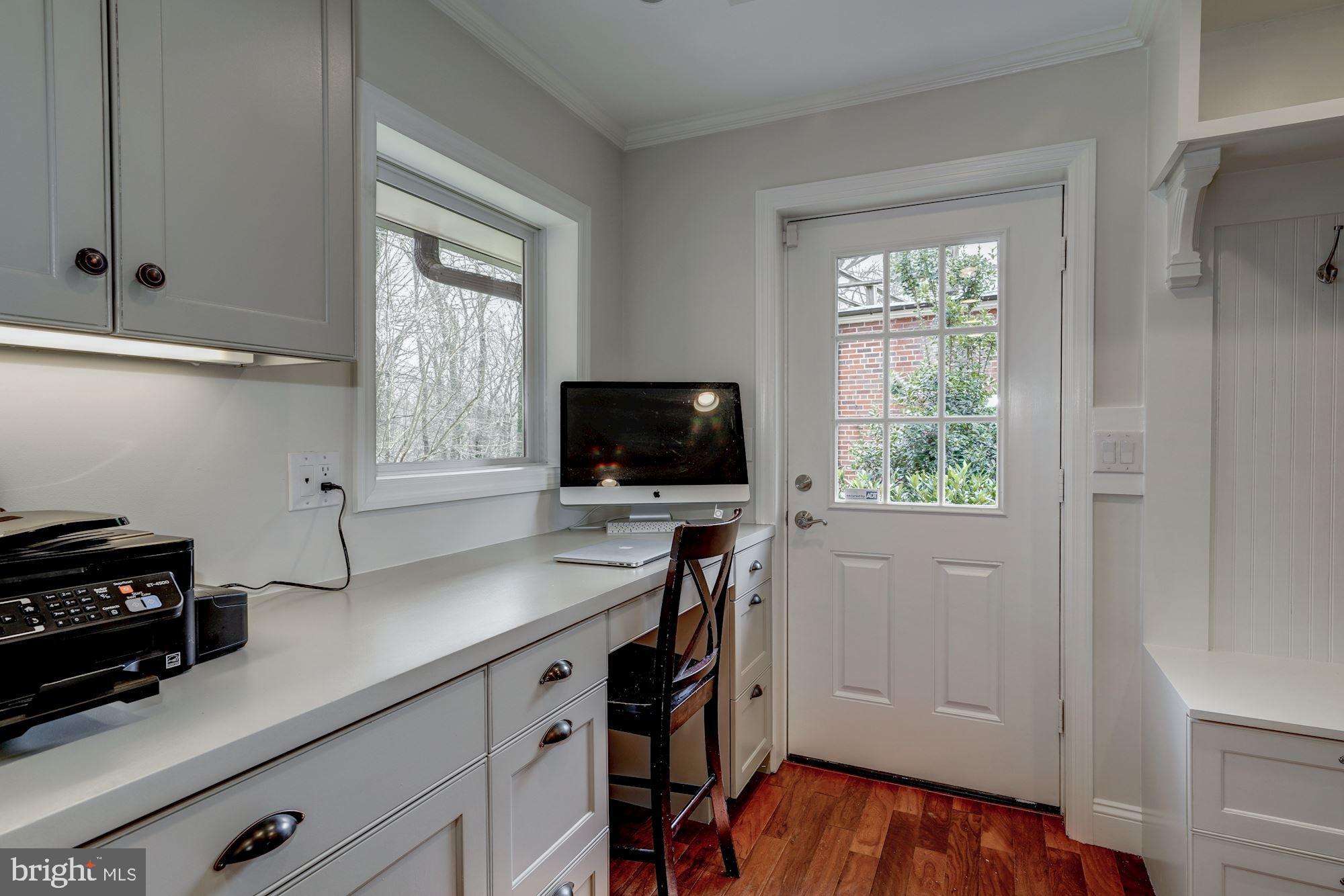 RIVERWOOD - Residential