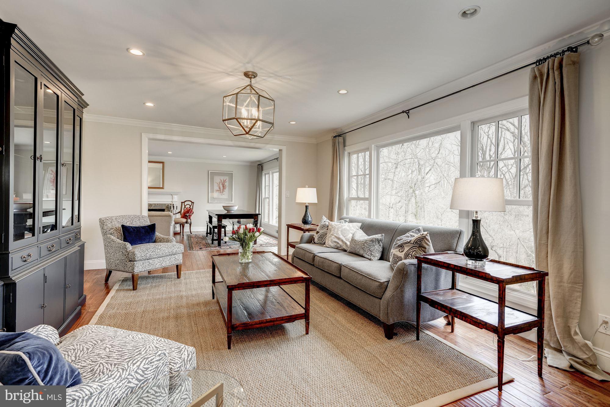 RIVERWOOD - Residential