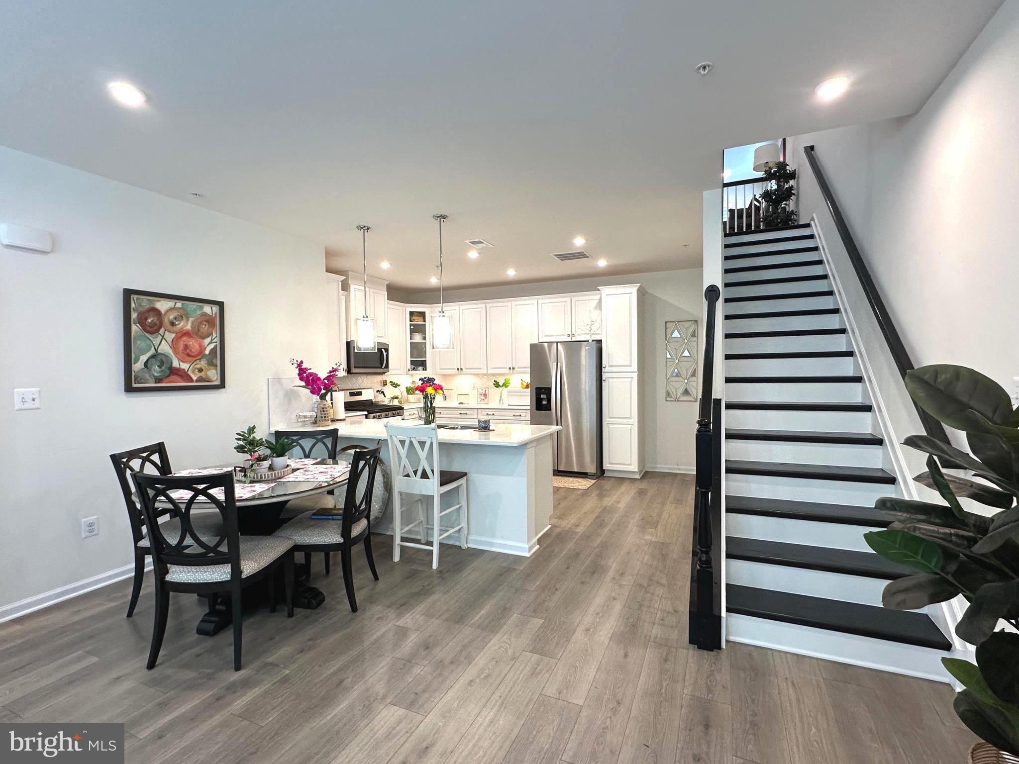 9402 JAMES MACGOWAN LANE 611