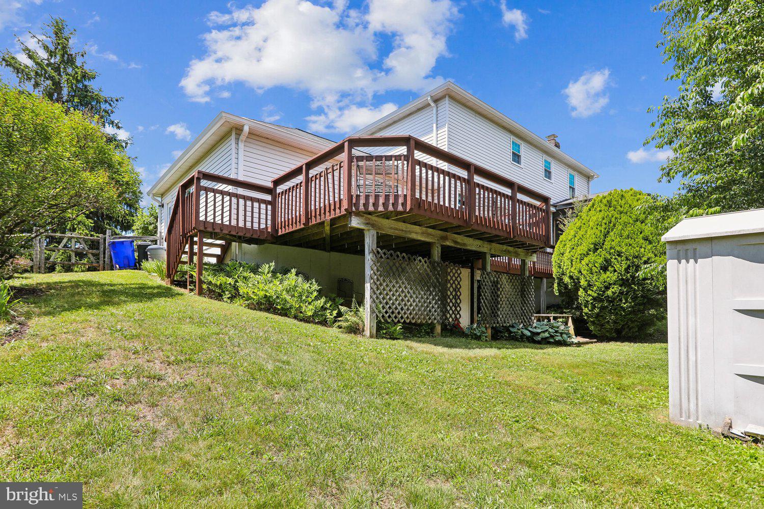 201 WESTRIDGE DRIVE