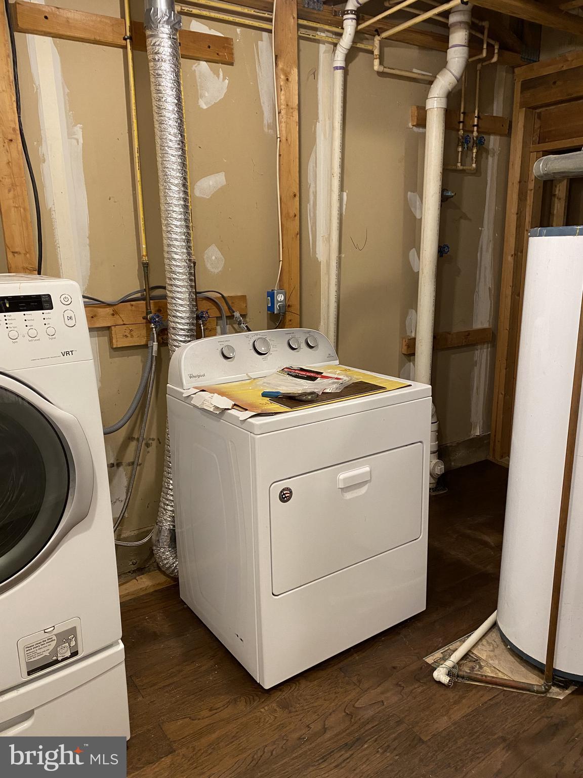 GREAT FALLS CHASE - Residential