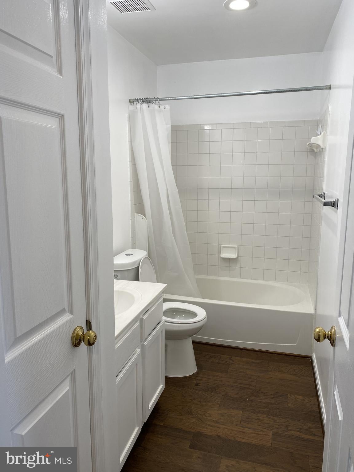 GREAT FALLS CHASE - Residential