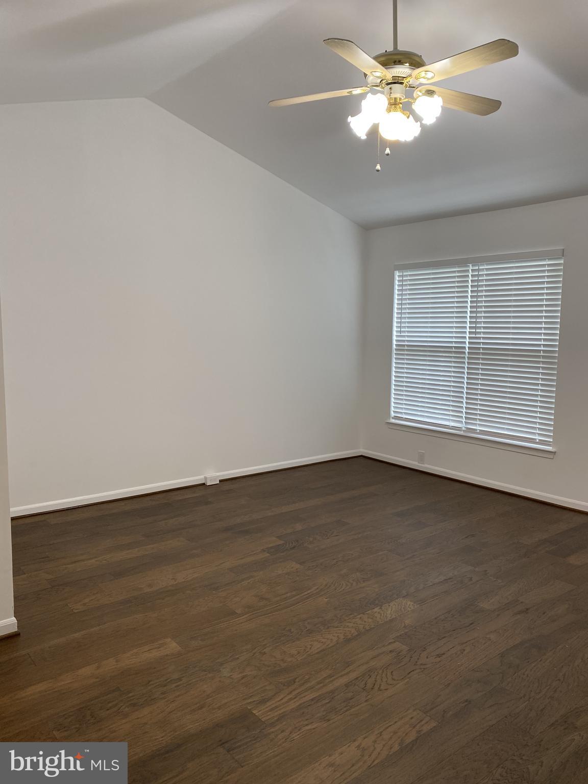 GREAT FALLS CHASE - Residential