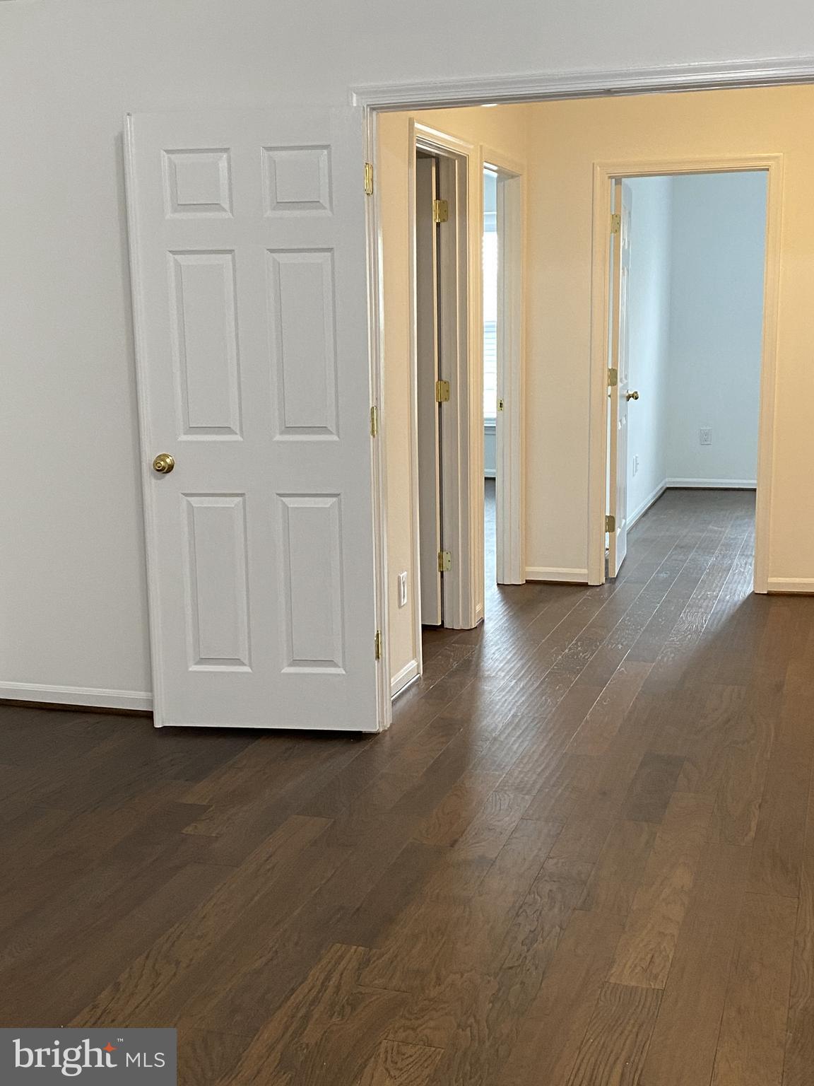 GREAT FALLS CHASE - Residential