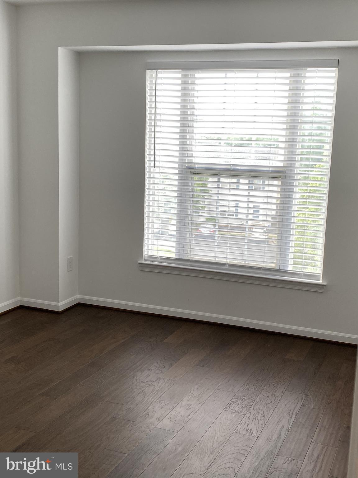 GREAT FALLS CHASE - Residential