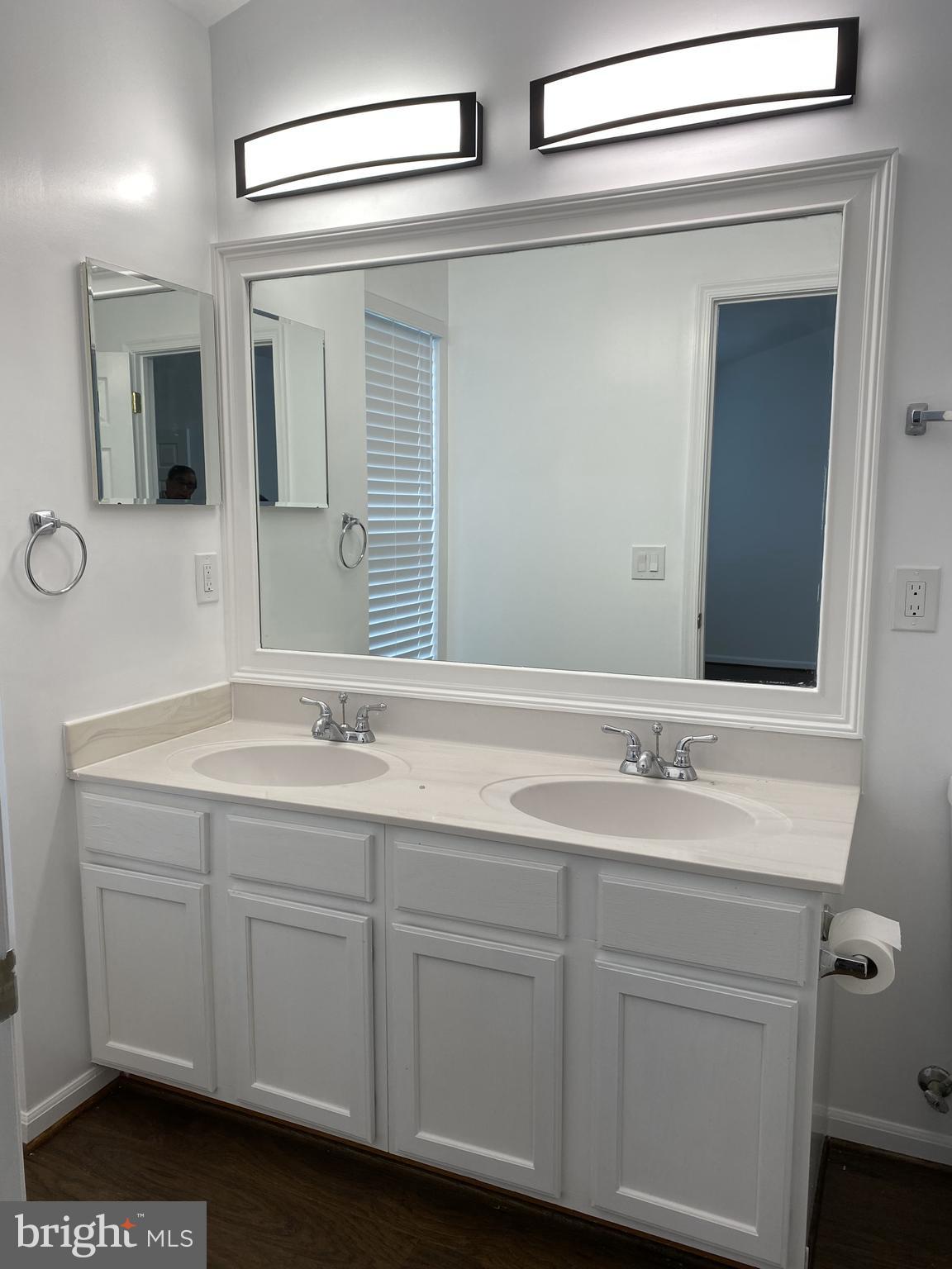 GREAT FALLS CHASE - Residential