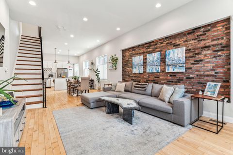 Townhouse For Rent - 1930 Wharton Street<br/> PHILADELPHIA, PA 19146