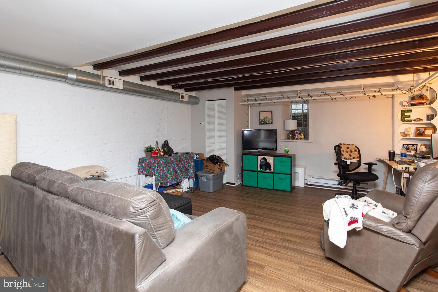 ELLIGER PARK - Residential Income