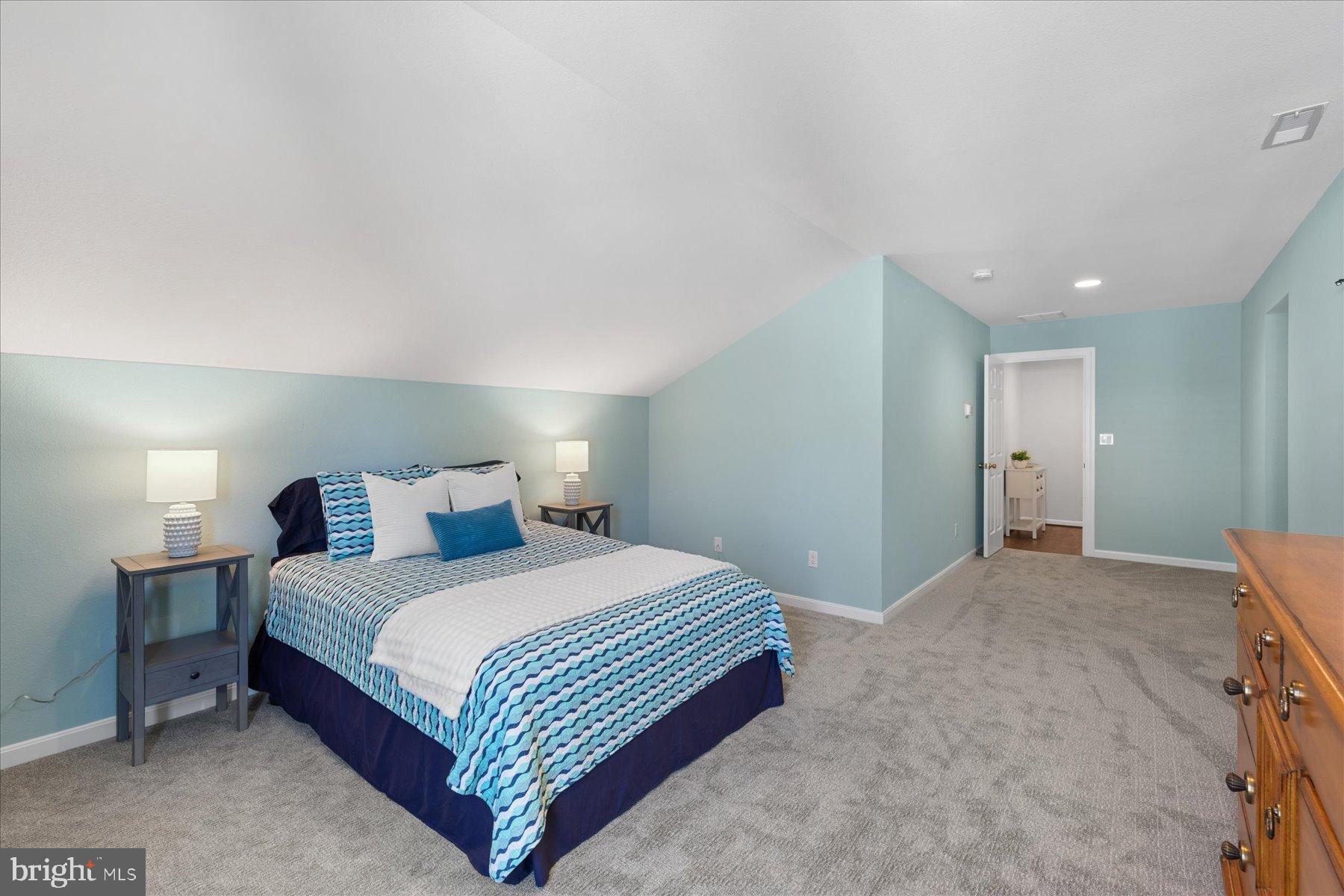 REFUGE AT DIRICKSON CREEK - Residential