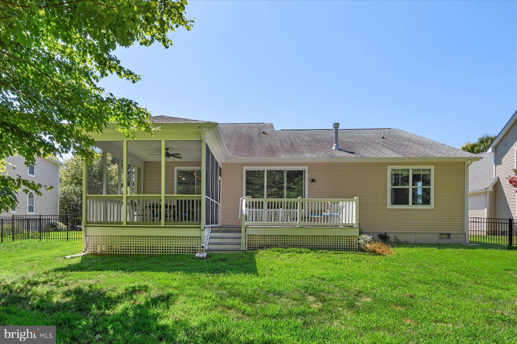 REFUGE AT DIRICKSON CREEK - Residential