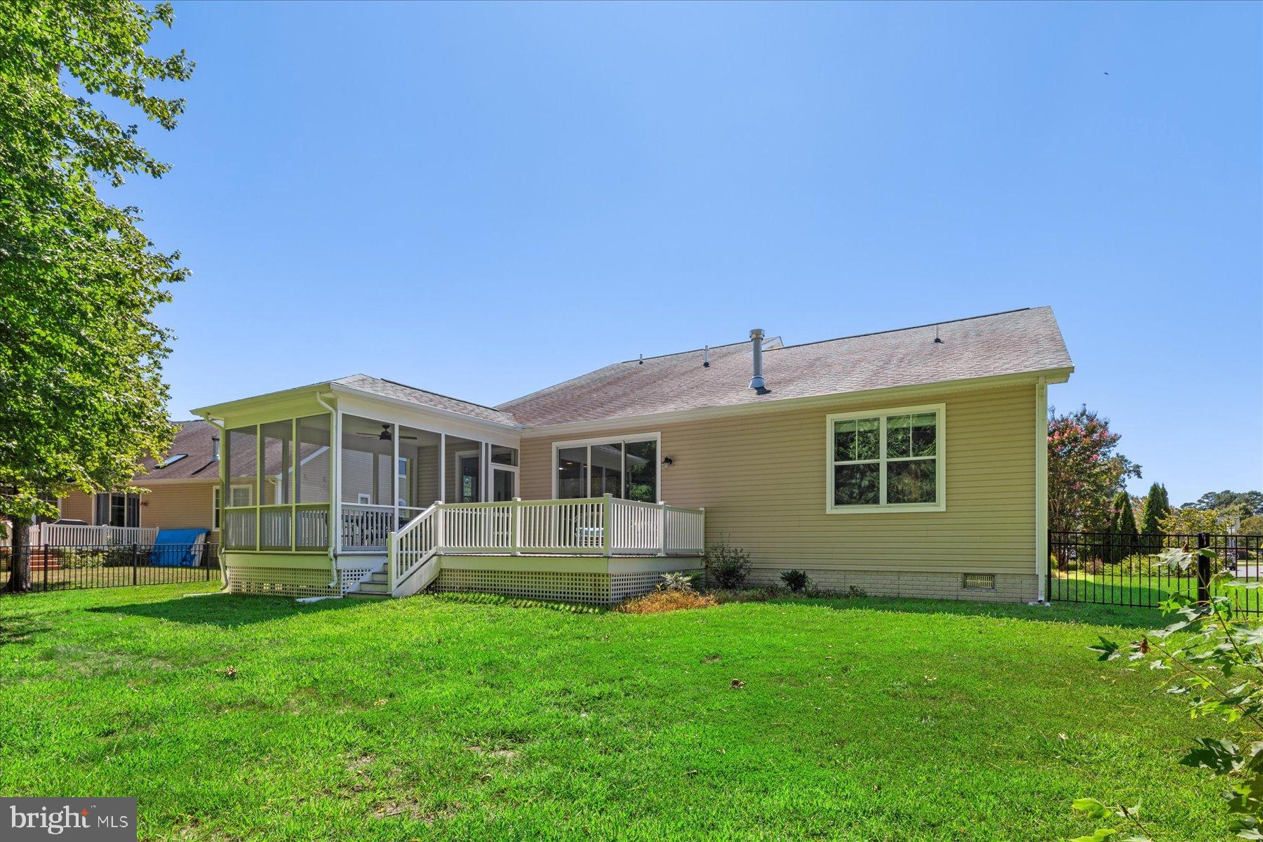 REFUGE AT DIRICKSON CREEK - Residential