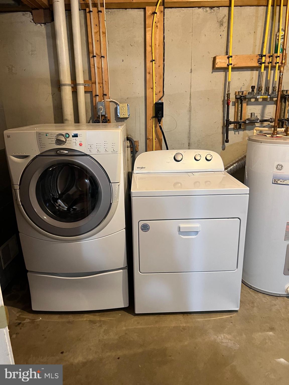 NEW MARKET WEST - Residential Lease