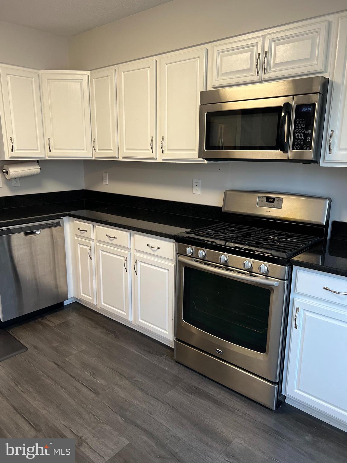 NEW MARKET WEST - Residential Lease