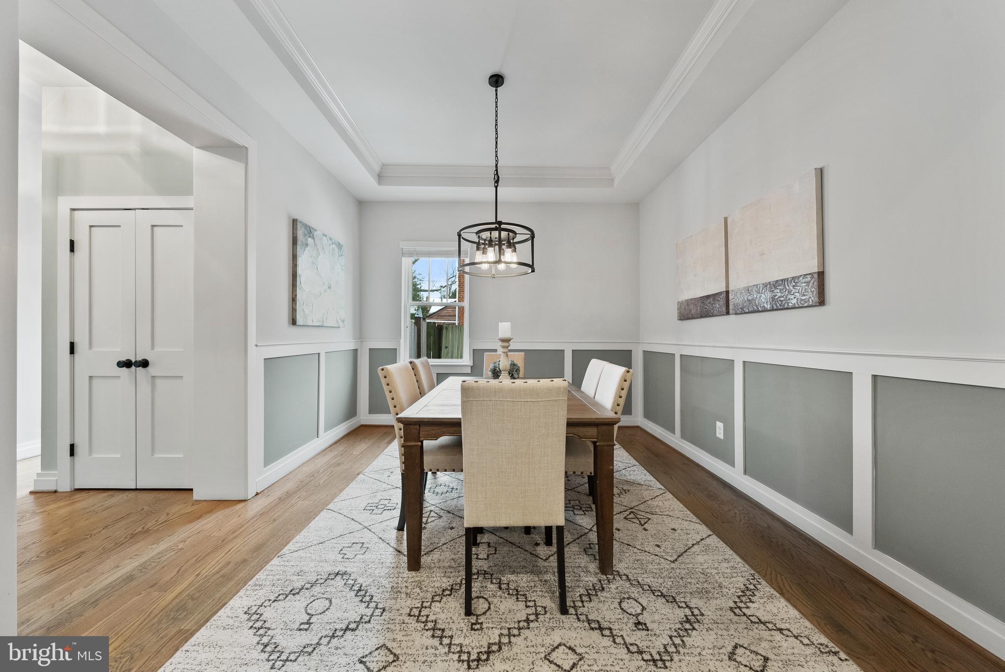 ADDISON HEIGHTS - Residential