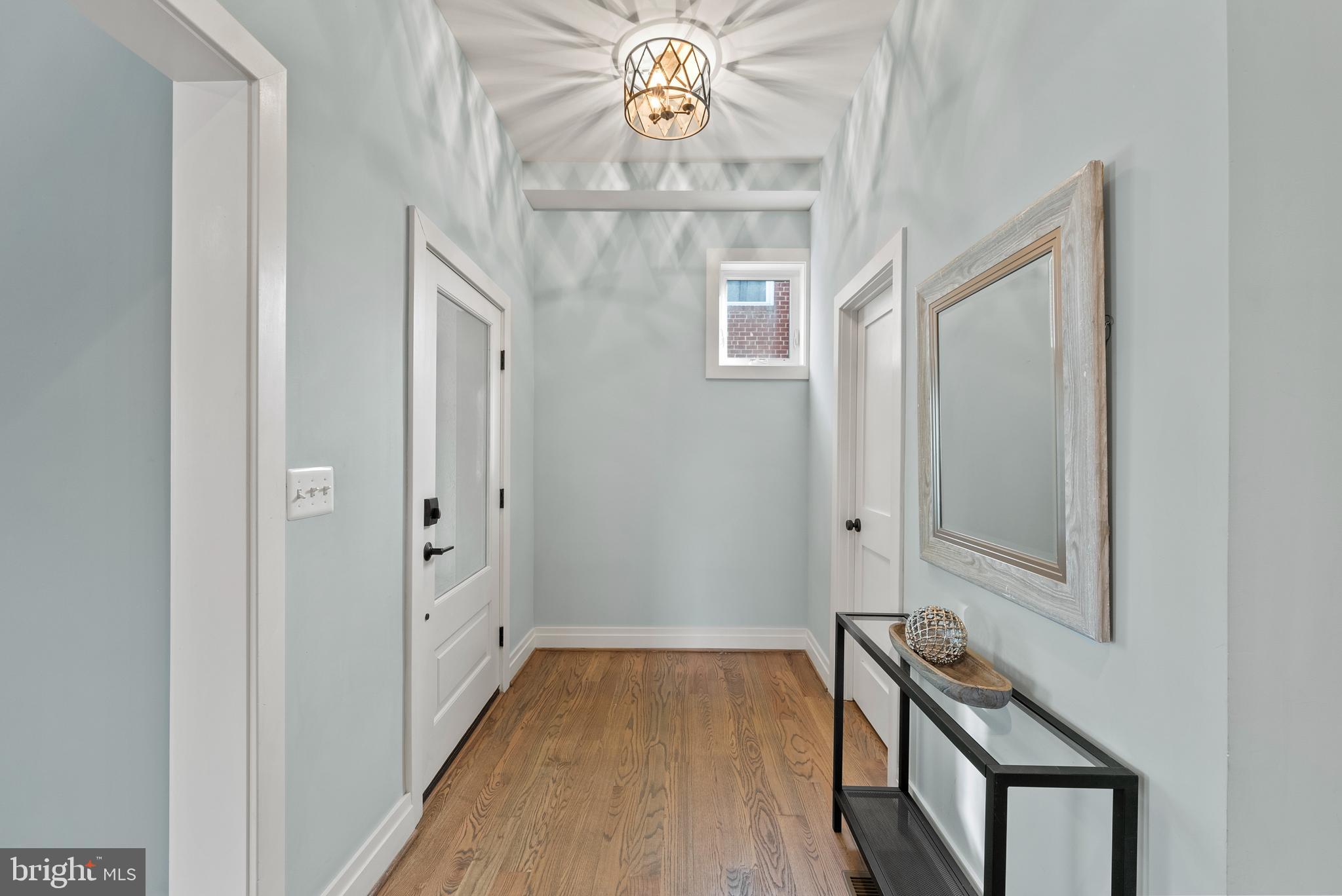 ADDISON HEIGHTS - Residential