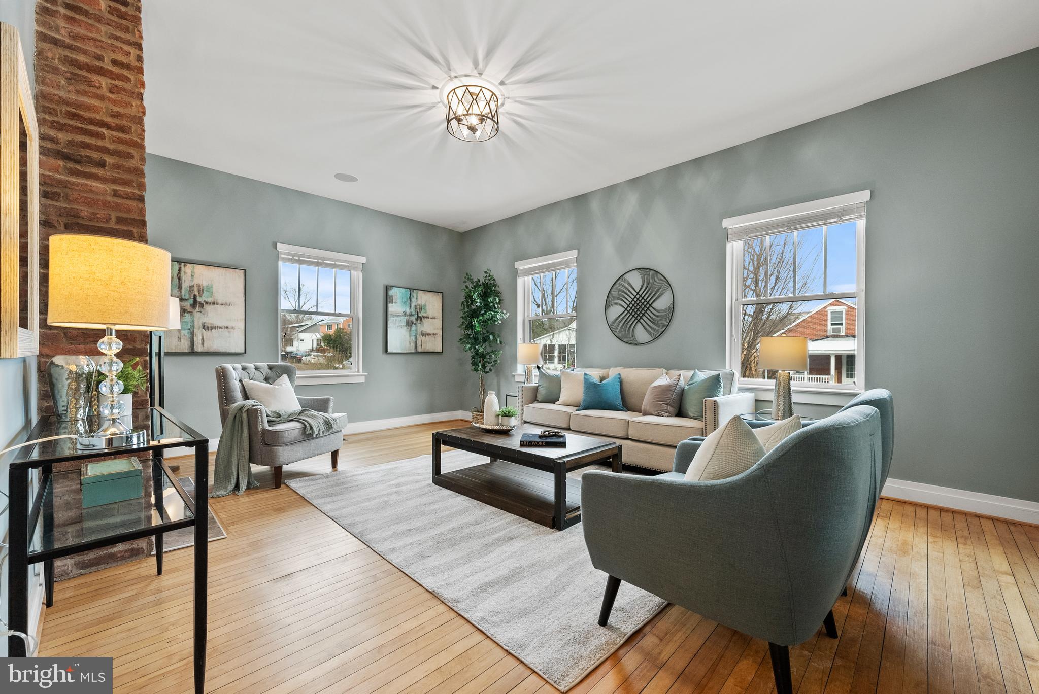 ADDISON HEIGHTS - Residential