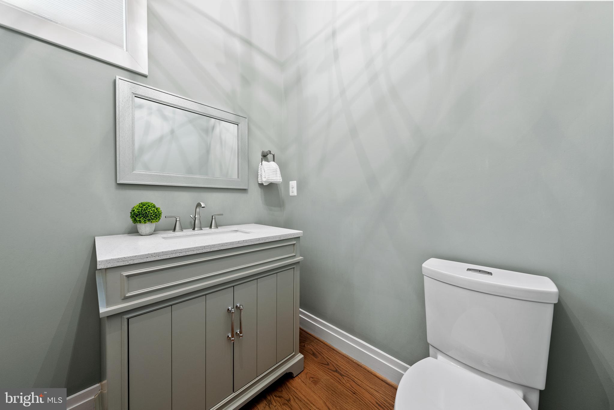 ADDISON HEIGHTS - Residential