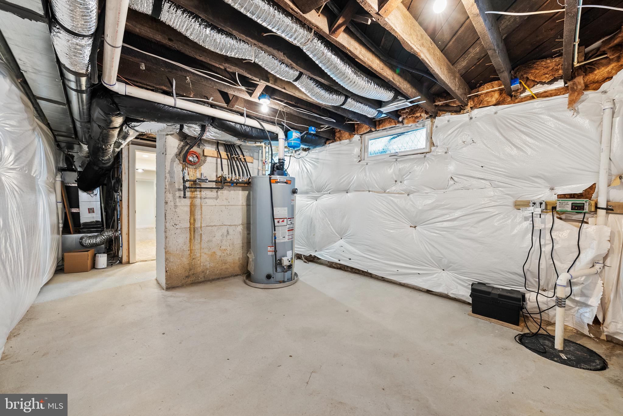 ADDISON HEIGHTS - Residential