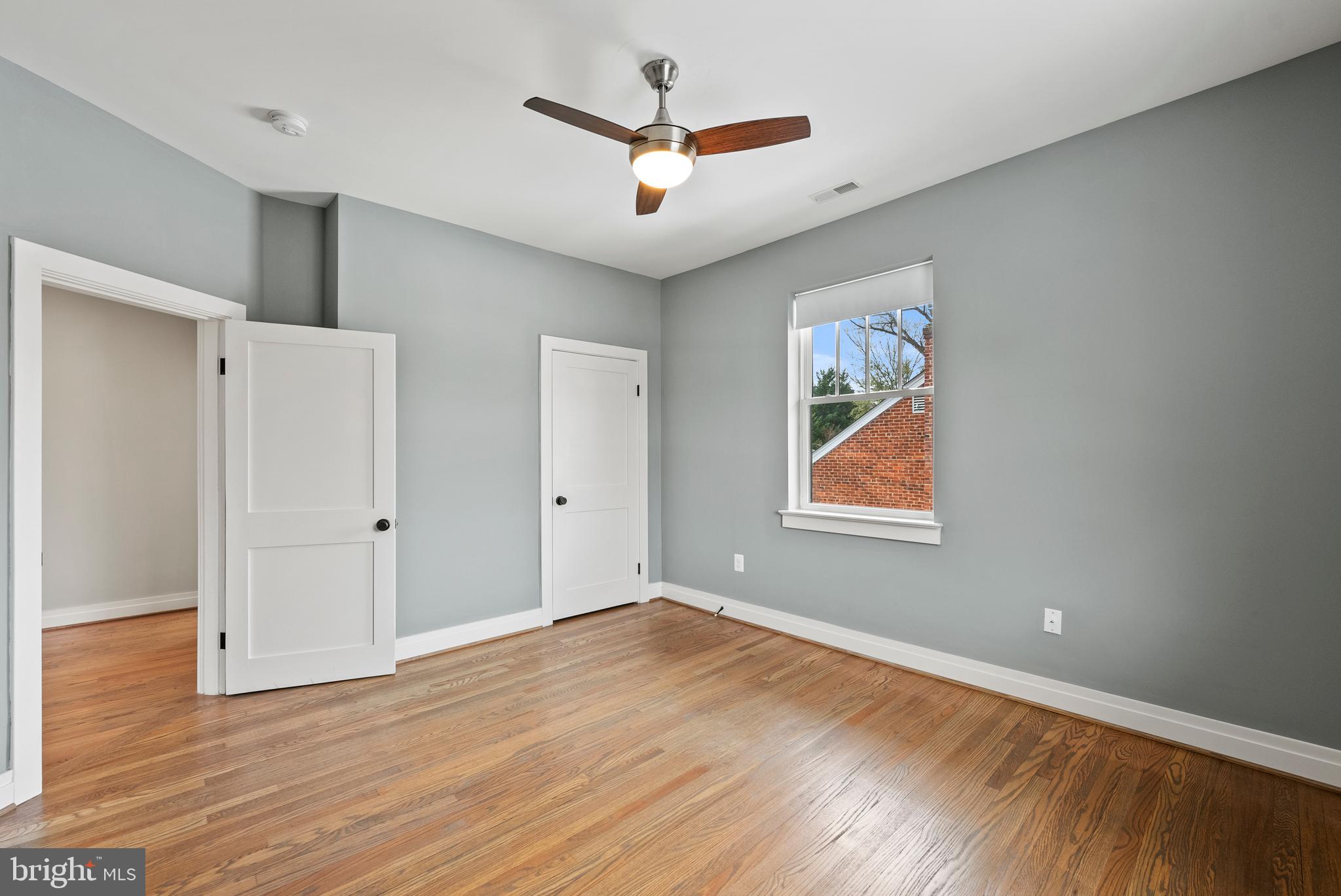 ADDISON HEIGHTS - Residential