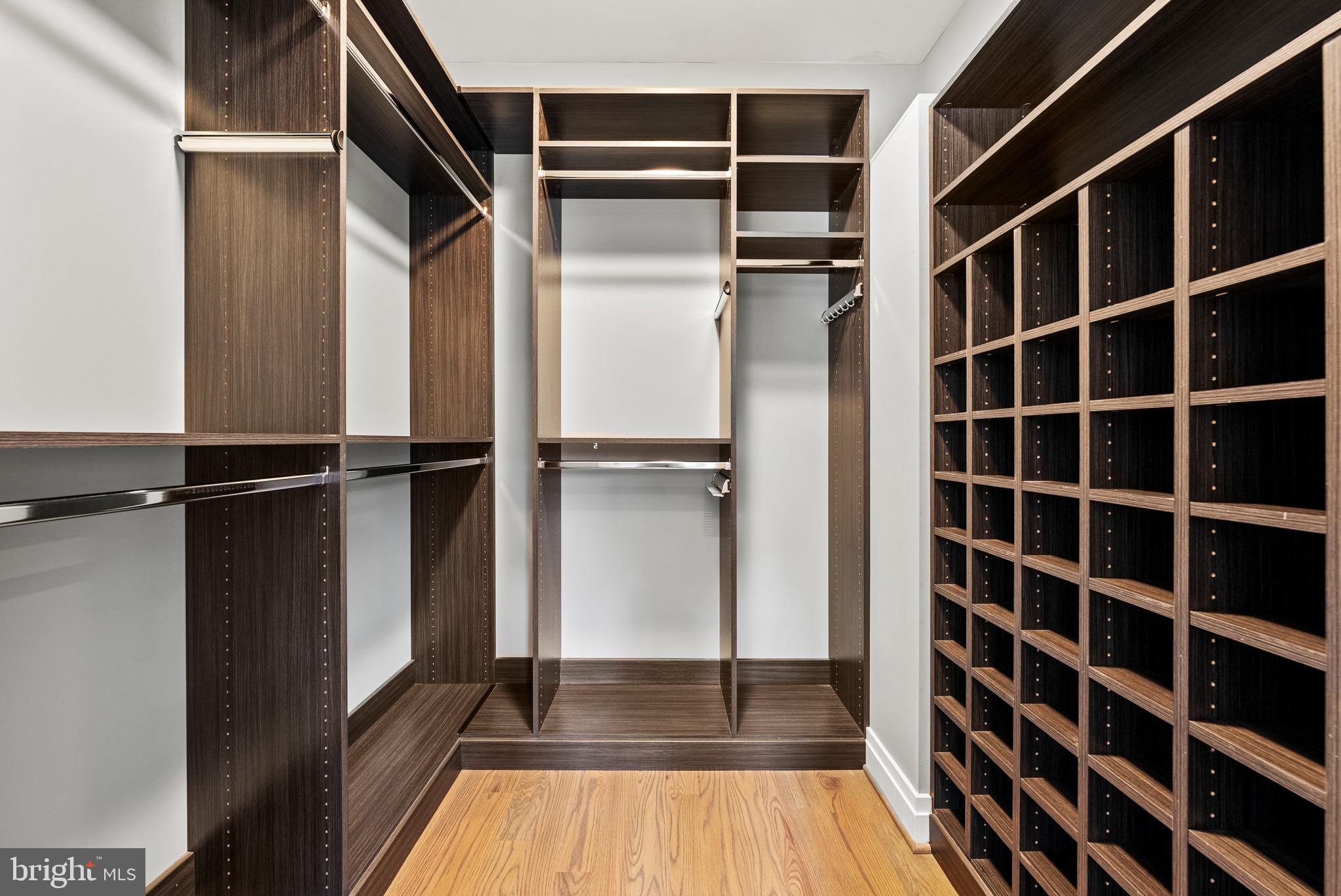 ADDISON HEIGHTS - Residential