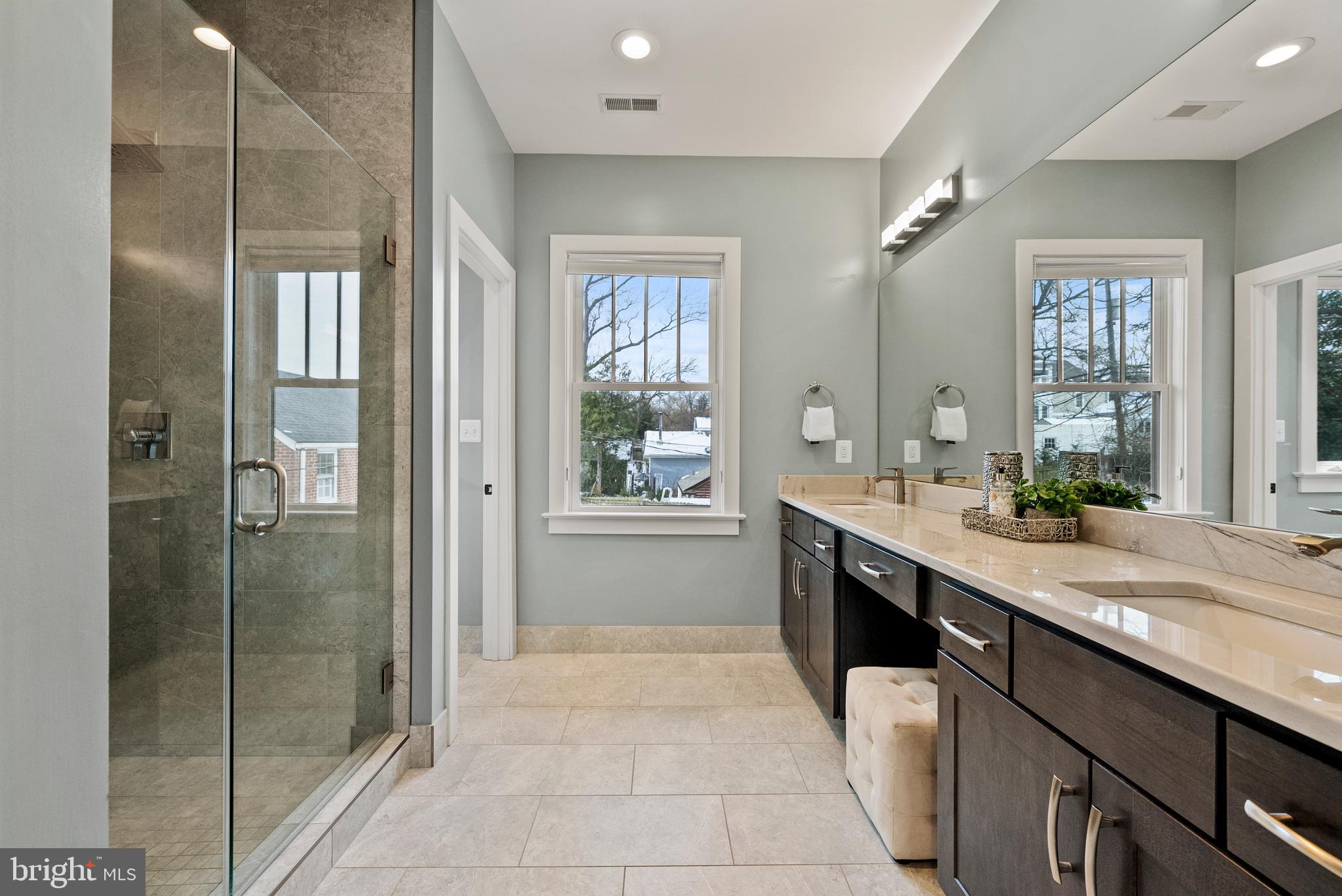 ADDISON HEIGHTS - Residential