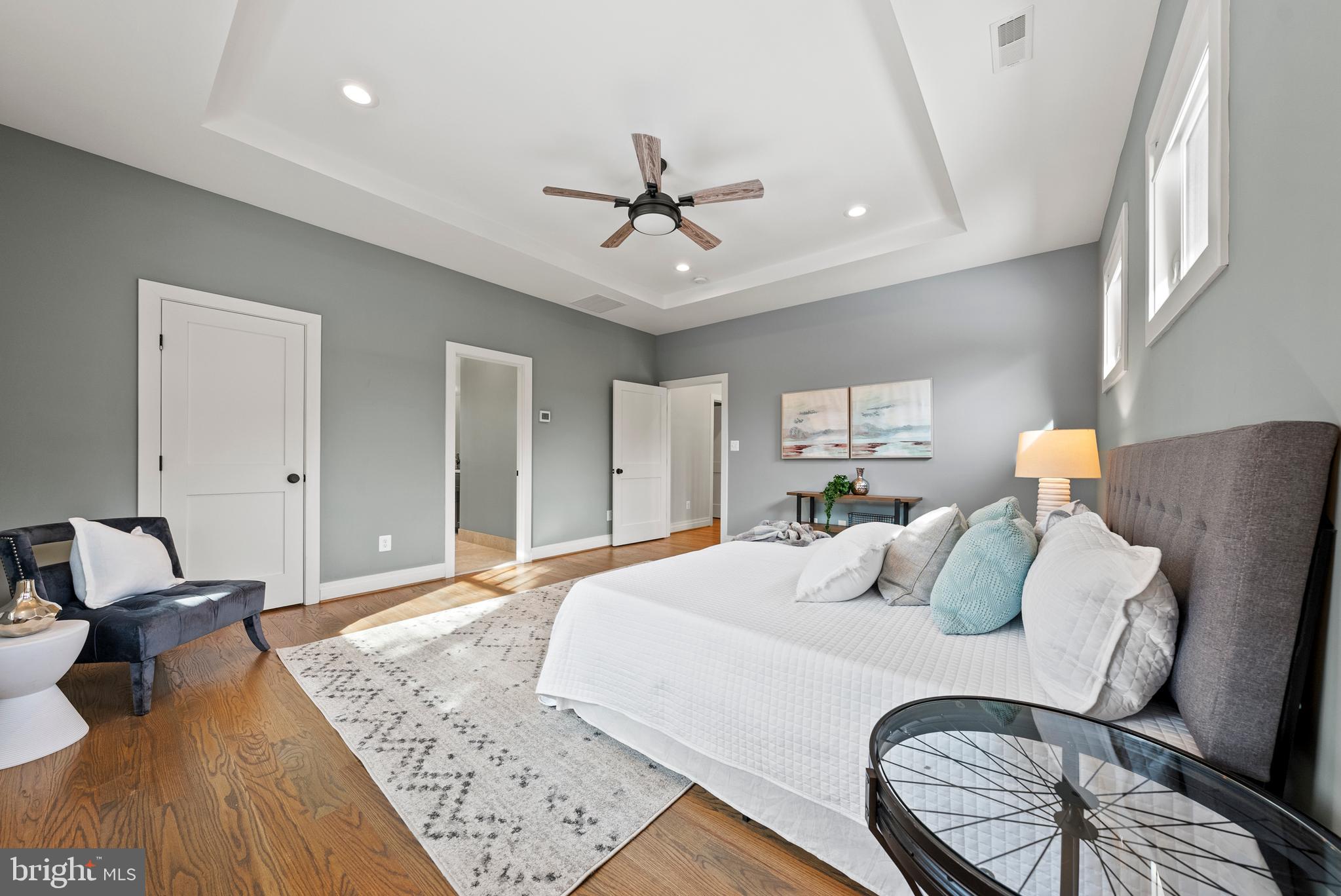 ADDISON HEIGHTS - Residential