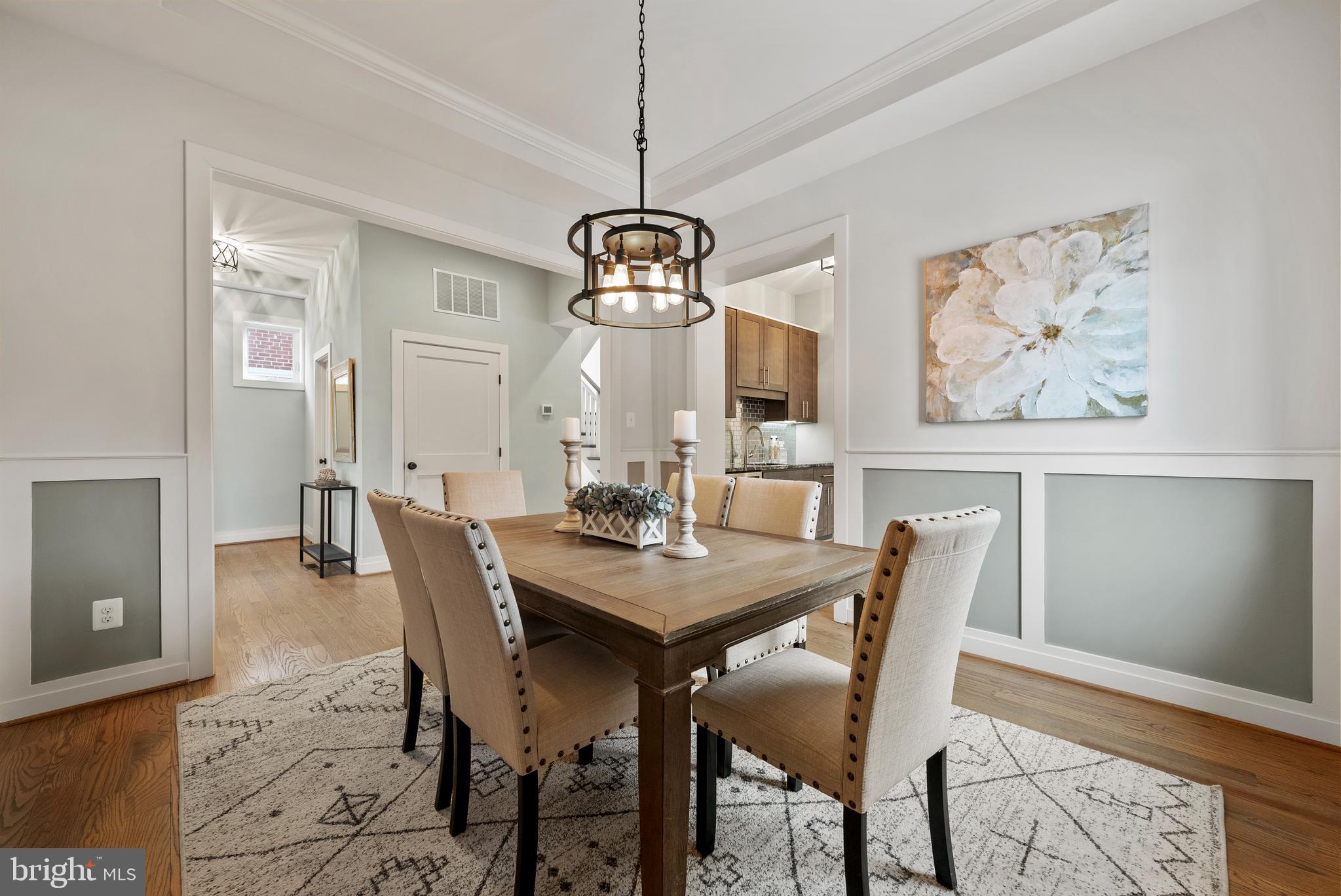 ADDISON HEIGHTS - Residential