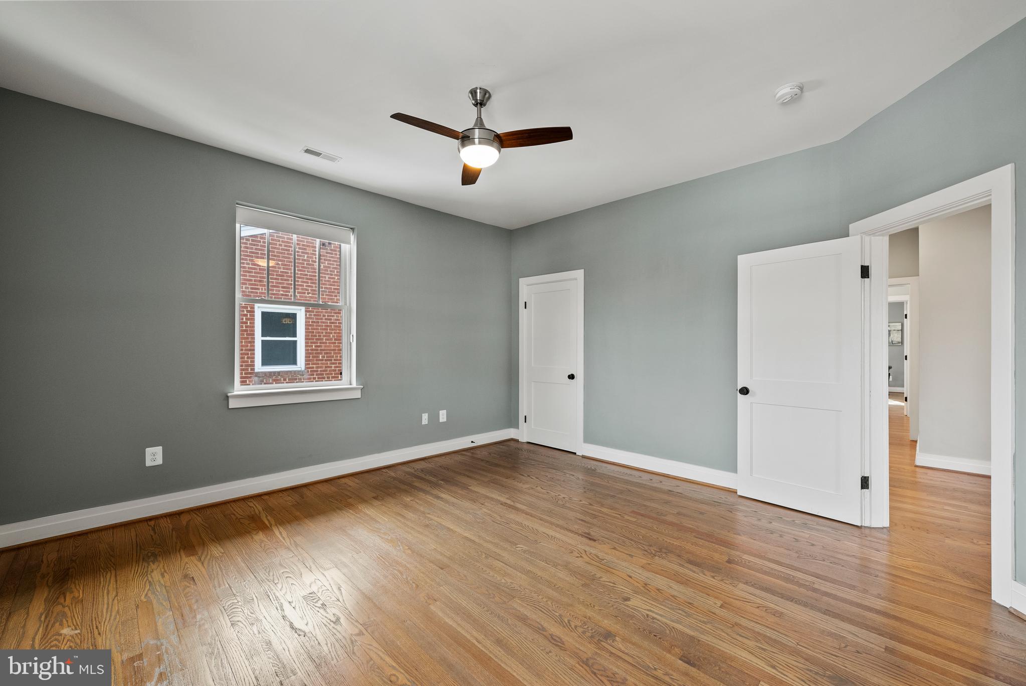 ADDISON HEIGHTS - Residential