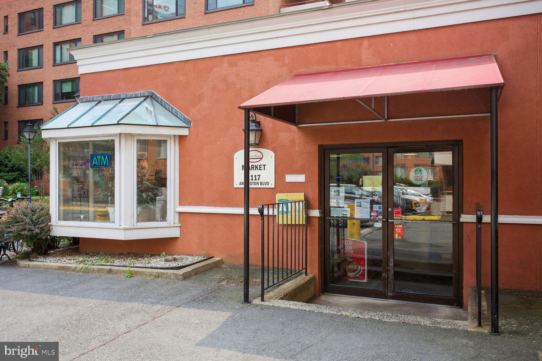 RIVER PLACE EAST - Residential Lease