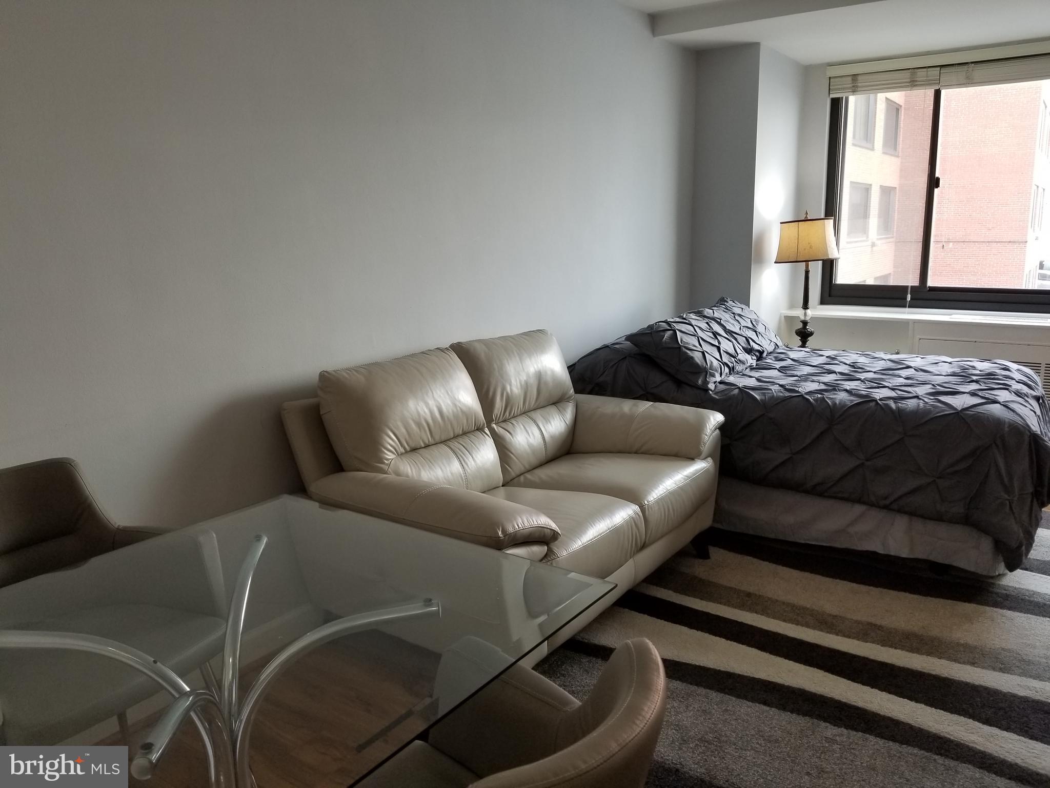 RIVER PLACE EAST - Residential Lease