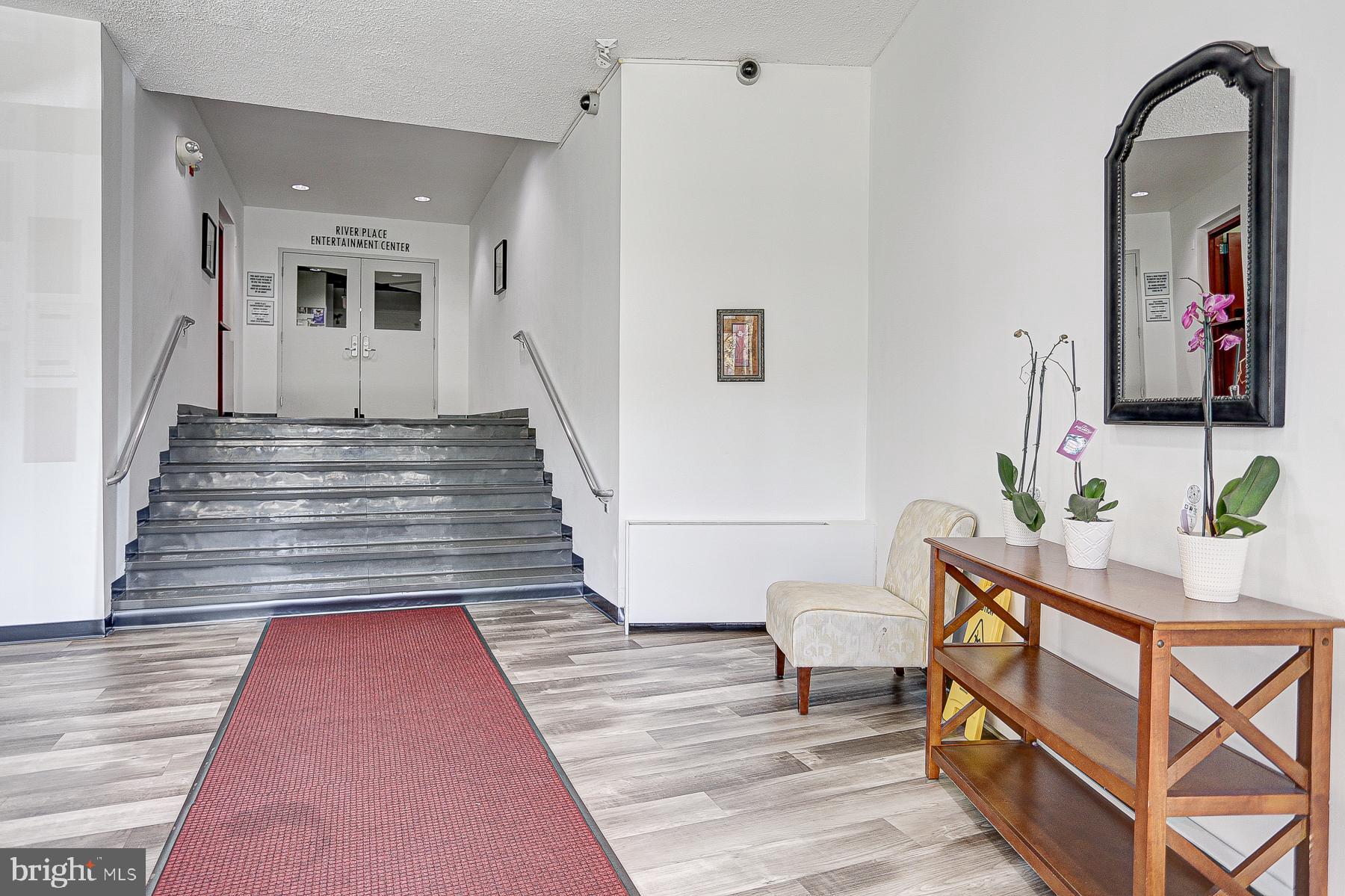 RIVER PLACE EAST - Residential Lease