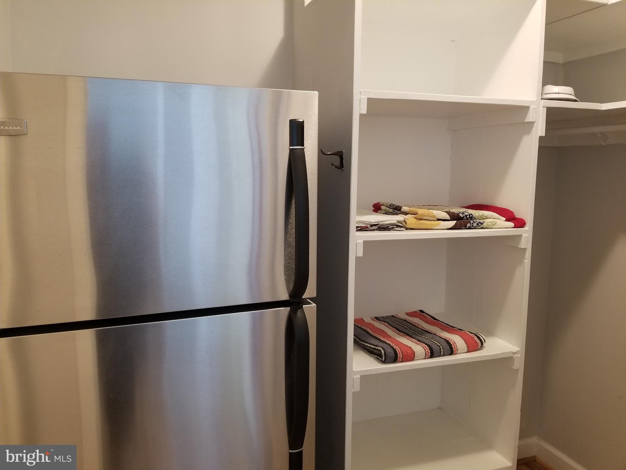 RIVER PLACE EAST - Residential Lease