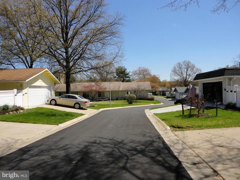 ROSSMOOR MUTUAL #13 - Residential