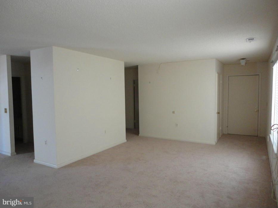 ROSSMOOR MUTUAL #13 - Residential