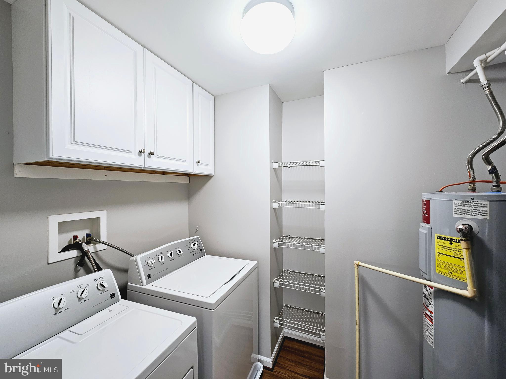 ELKRIDGE CROSSING - Residential