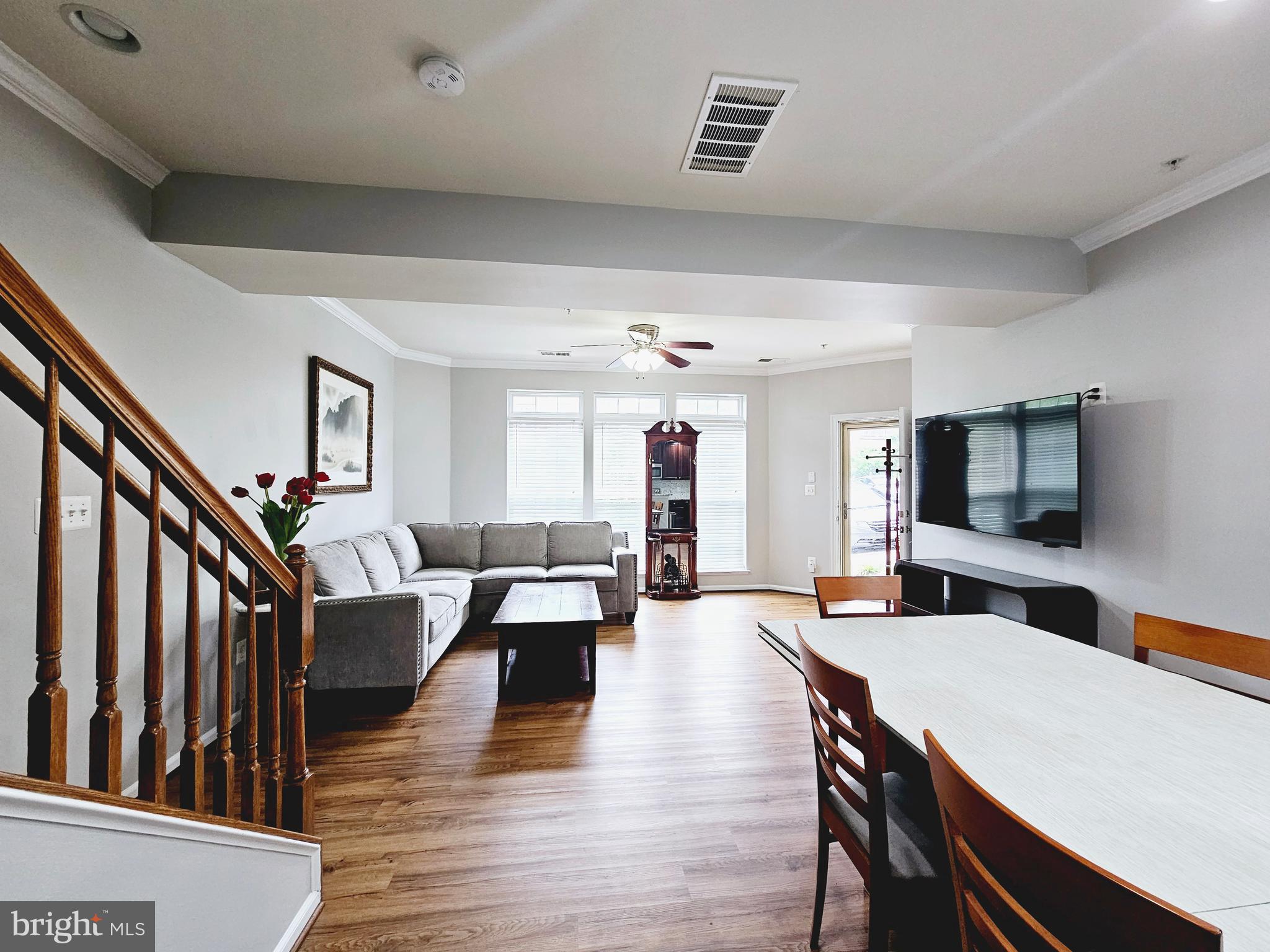 ELKRIDGE CROSSING - Residential