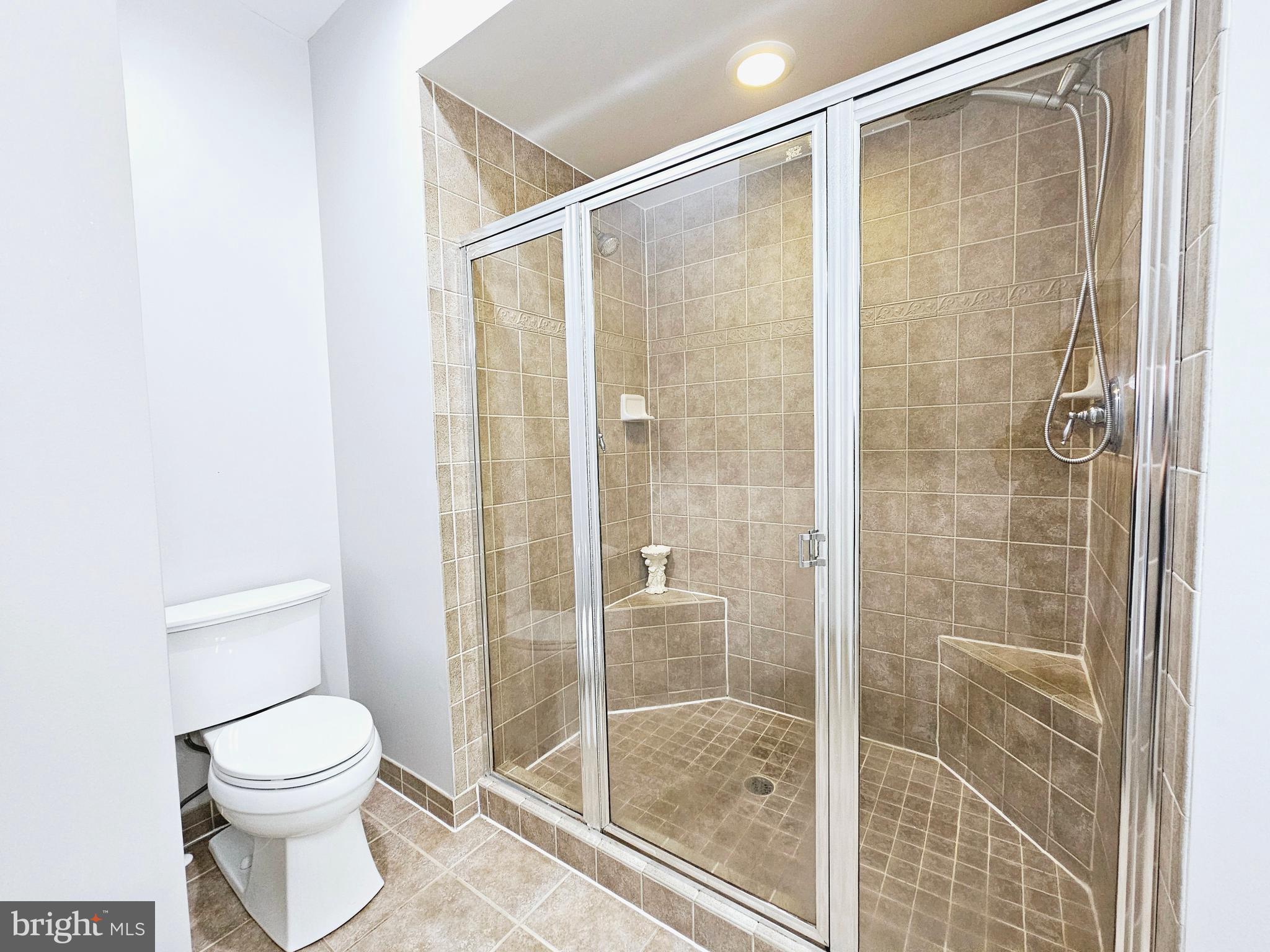 ELKRIDGE CROSSING - Residential