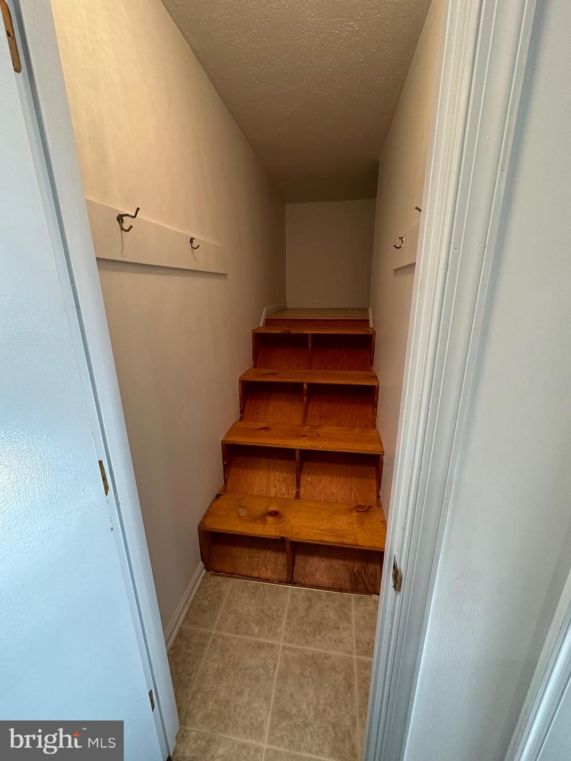 FRONT ROYAL - Residential Lease