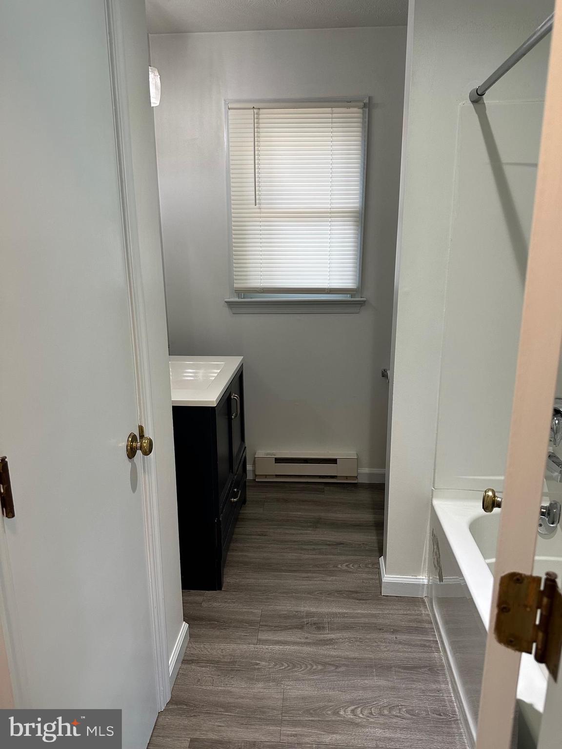 FRONT ROYAL - Residential Lease