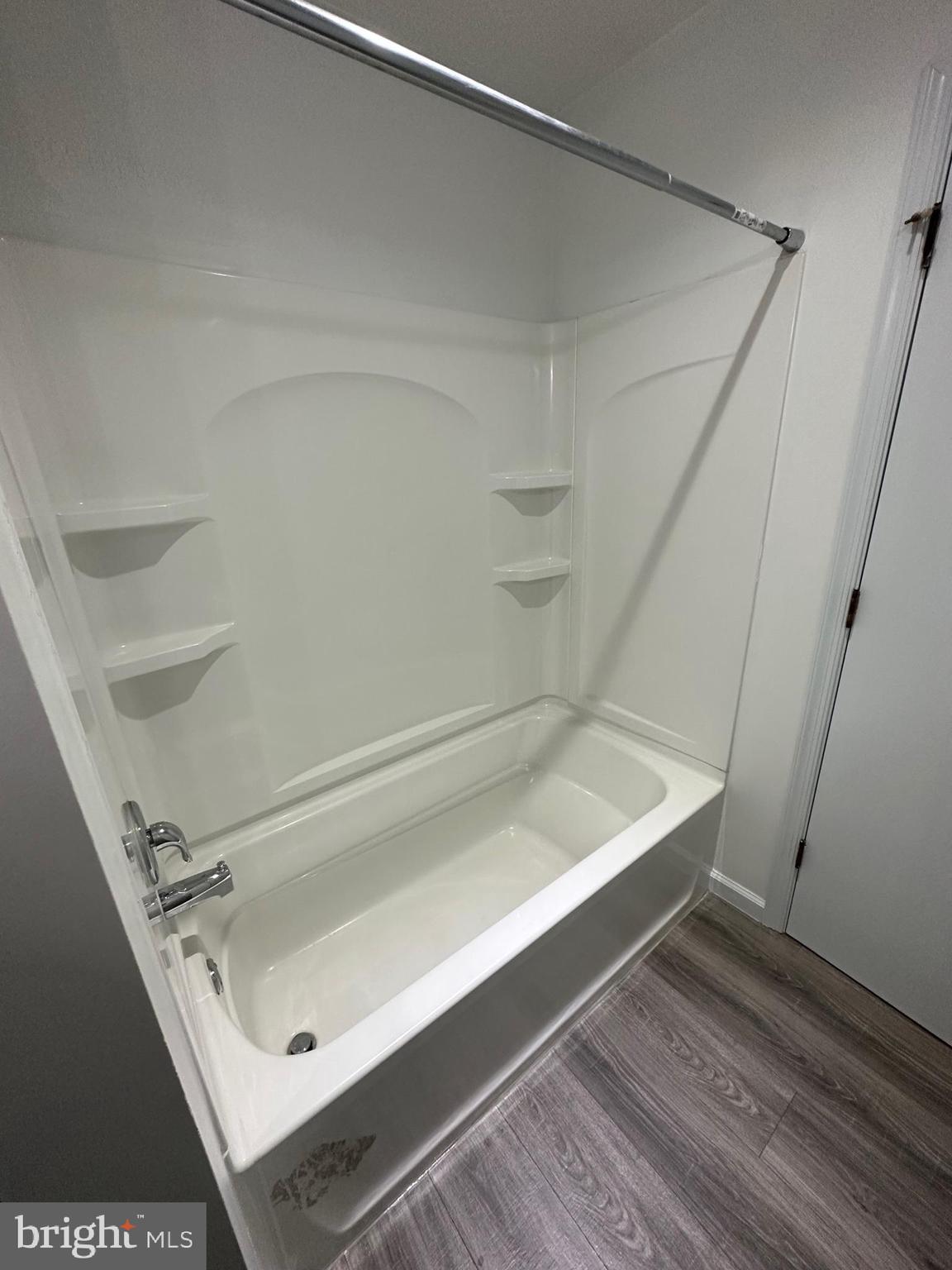 FRONT ROYAL - Residential Lease